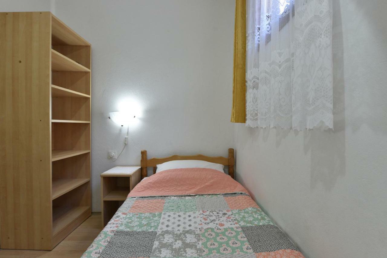 Gdinj Apartmani Marko מראה חיצוני תמונה