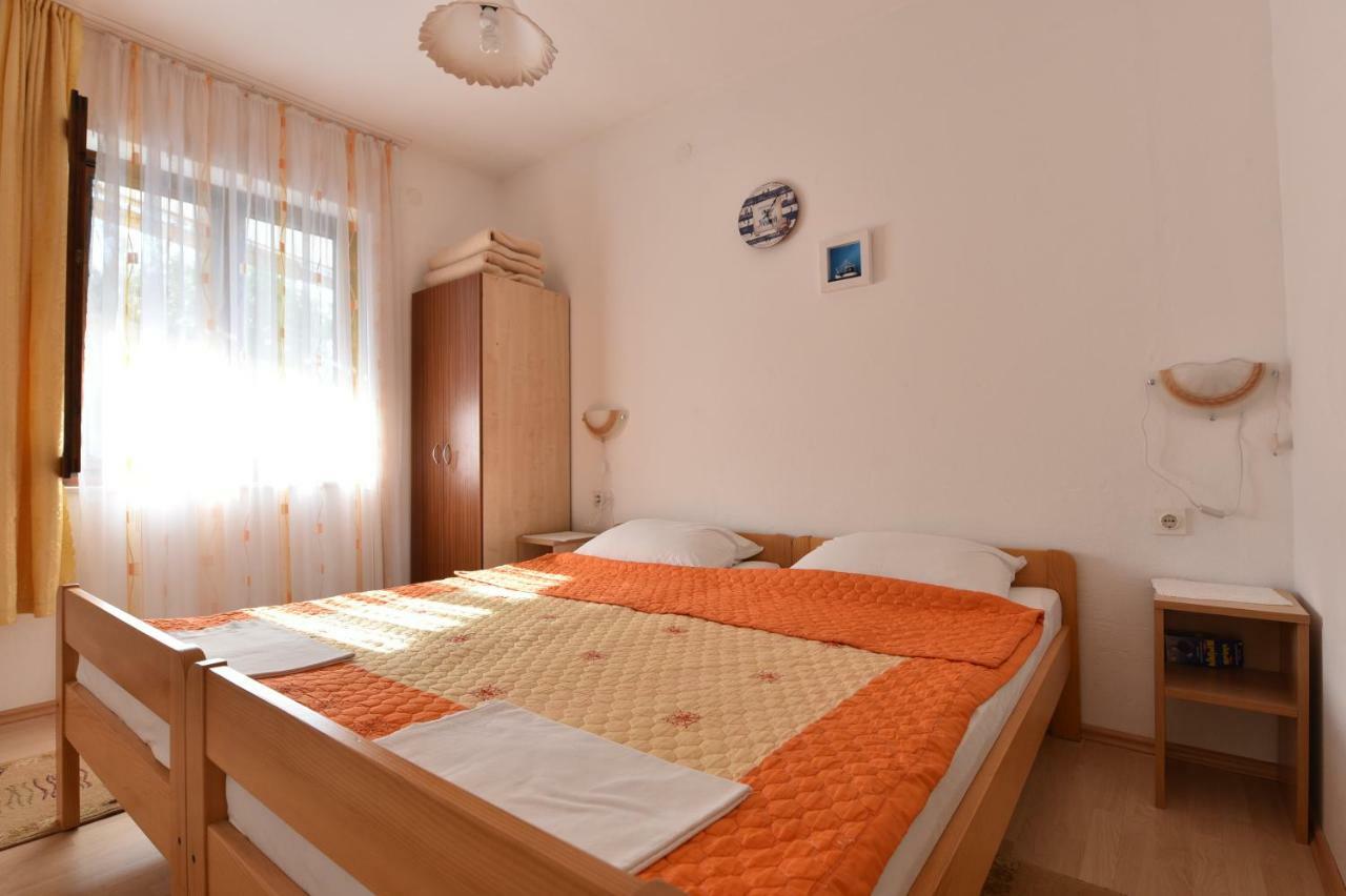 Gdinj Apartmani Marko מראה חיצוני תמונה